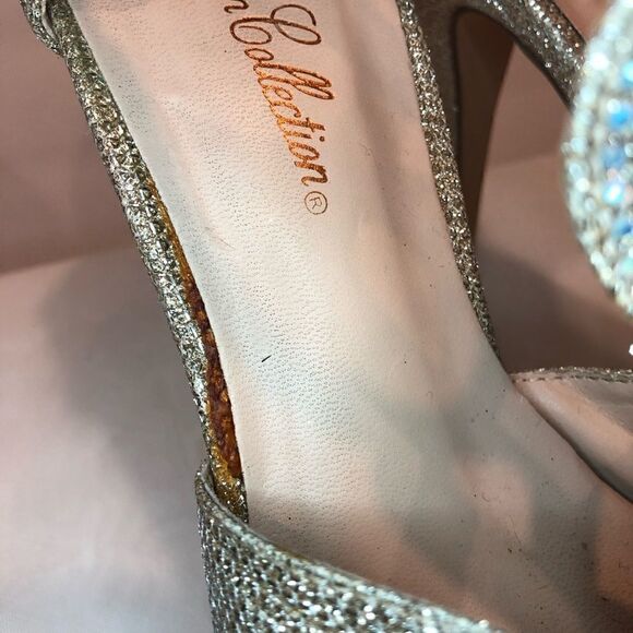 De Blossom Collection Alina nude/gold Strappy heels - Picture 11 of 15